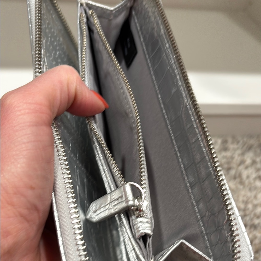 INC International Concepts Silver Croc-Embossed Wallet - Picture 5 of 8